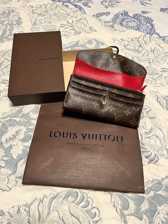 Louis Vuitton Handbags - Louis Vuitton Monogram Trifold Wallet with Red Interior